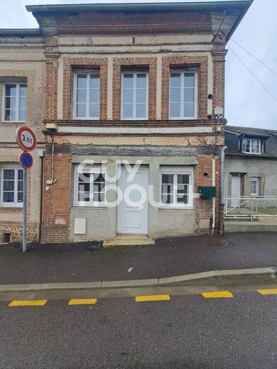 Immeuble à vendre 134 000 € Rugles 27250