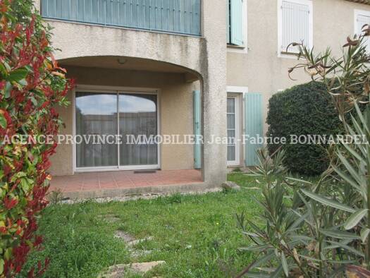 Appartement à louer 650 € 2 pièces 1 chambre 34,8 m² RDC Sainte-Cécile-les-Vignes 84290