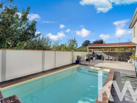 Maison de ville à vendre 365 000 € 5 pièces 4 chambres 110 m² 522 m² de terrain Belbeze Tournefeuille 31170