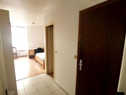 Appartement à vendre 54 800 € 1 pièce 22,3 m² Étage 2/4 Centre Ville Pau 64000