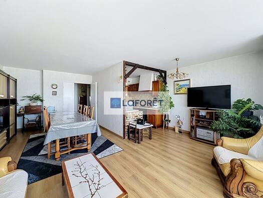 Appartement à vendre 219 000 € 4 pièces 3 chambres 84,66 m² 3ème étage Les Quatre Chemins Sartrouville 78500