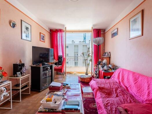Appartement en viager occupé Bouquet 45 000 € 3 pièces 2 chambres 61,5 m² Étage 2/6 Saint Just Marseille 13ème 13013