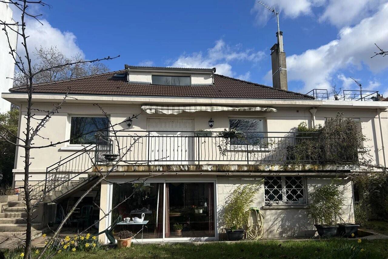 Maison à vendre, 250m², SAINT MAUR DES FOSSES