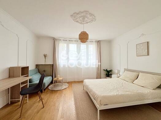 Appartement à louer 3 310 € 5 pièces 4 chambres 80 m² Étage 2/6 Faubourg de l'Arche Courbevoie 92400