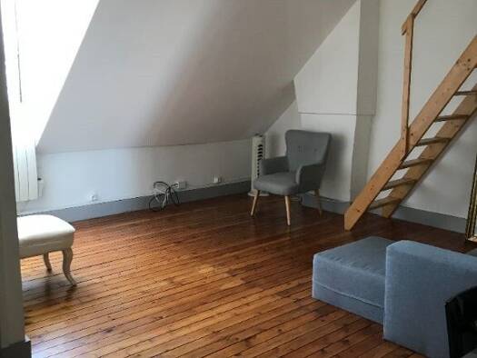 Appartement à louer 625 € 2 pièces 1 chambre 28 m² Étage 2/2 La Fuye Velpeau Tours 37000