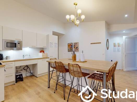 Colocation à louer 940 € 1 pièce 1 chambre 15 m² RDC Signac-Murs à Pêches Montreuil 93300