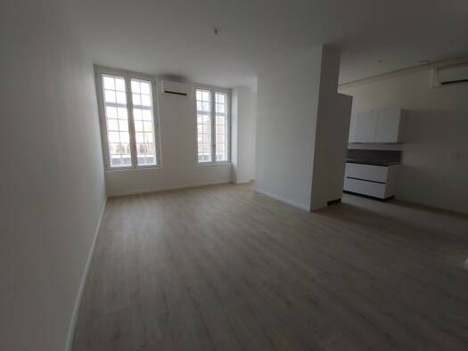 Appartement à louer 1 373 € 4 pièces 3 chambres 92 m² Étage 1/2 Meaulens Saint Gery Arras 62000
