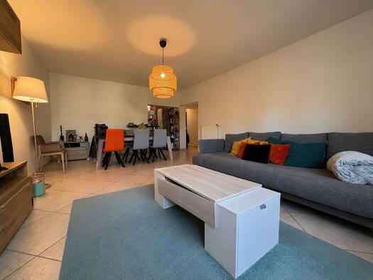 Appartement à vendre 189 000 € 3 pièces 2 chambres 79 m² Étage 1/2 Nord Ouest Hagondange 57300