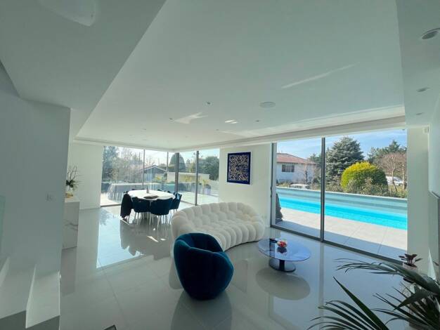 Maison à vendre - Première occupation 1 300 000 € 6 pièces 4 chambres 225 m² 1 000 m² de terrain Dardilly 69570