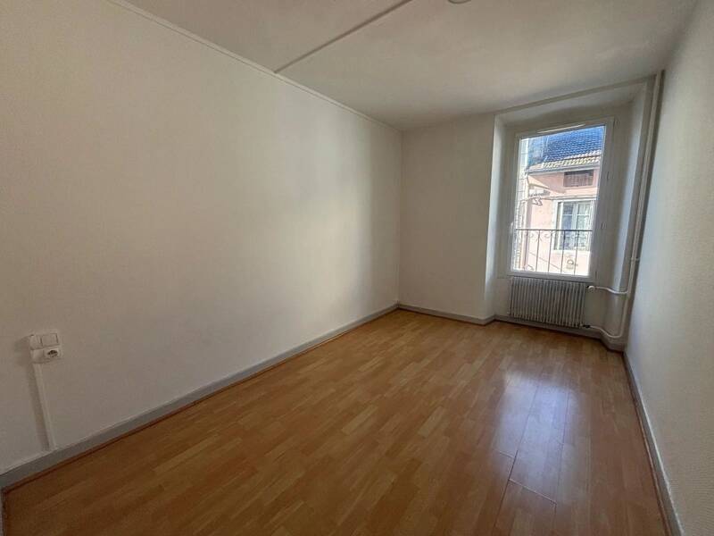 Maison à louer, 84m², SAINT CLAUDE