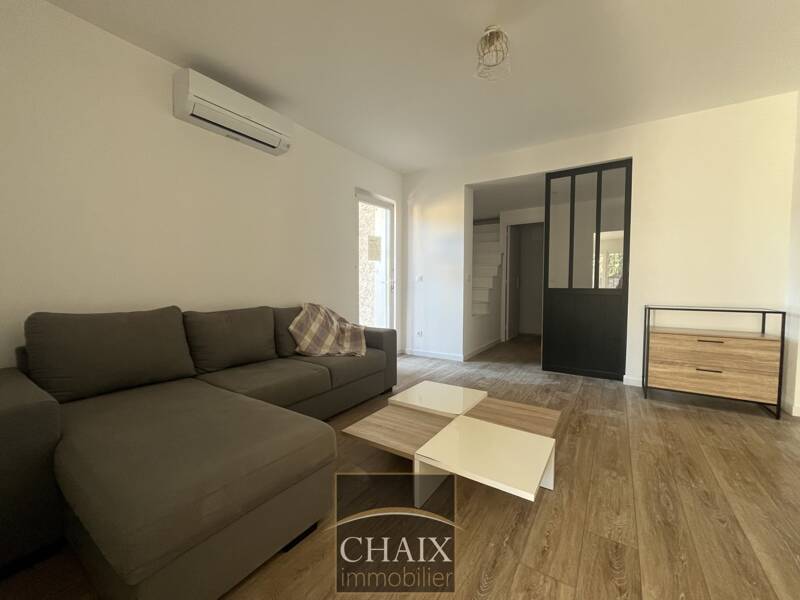 Maison à louer, 35m², CUGES LES PINS