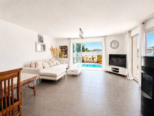 Maison de plain-pied à vendre 378 000 € 4 pièces 3 chambres 85 m² 319 m² de terrain Montarnaud 34570