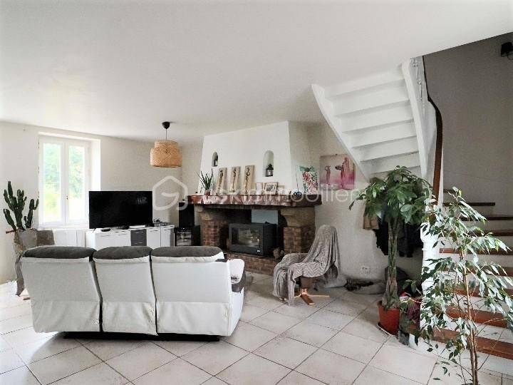 Maison à vendre, 138m², SAINT MALO DE GUERSAC