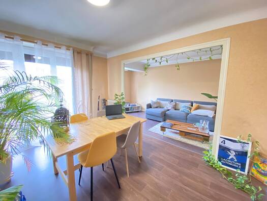 Appartement à louer 550 € 2 pièces 1 chambre 72 m² Étage 2/2 Centre Ville Mont-de-Marsan 40000