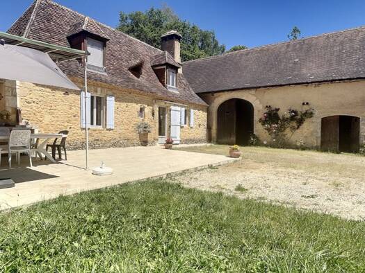 Maison à vendre 286 000 € 4 pièces 3 chambres 100 m² 1 785 m² de terrain Saint-Chamassy 24260