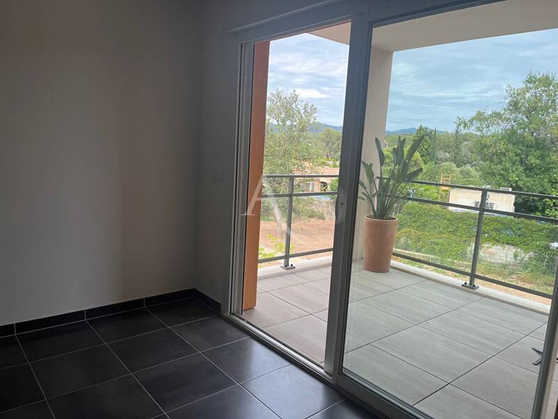 Maison à louer, 43m², PIERREFEU DU VAR