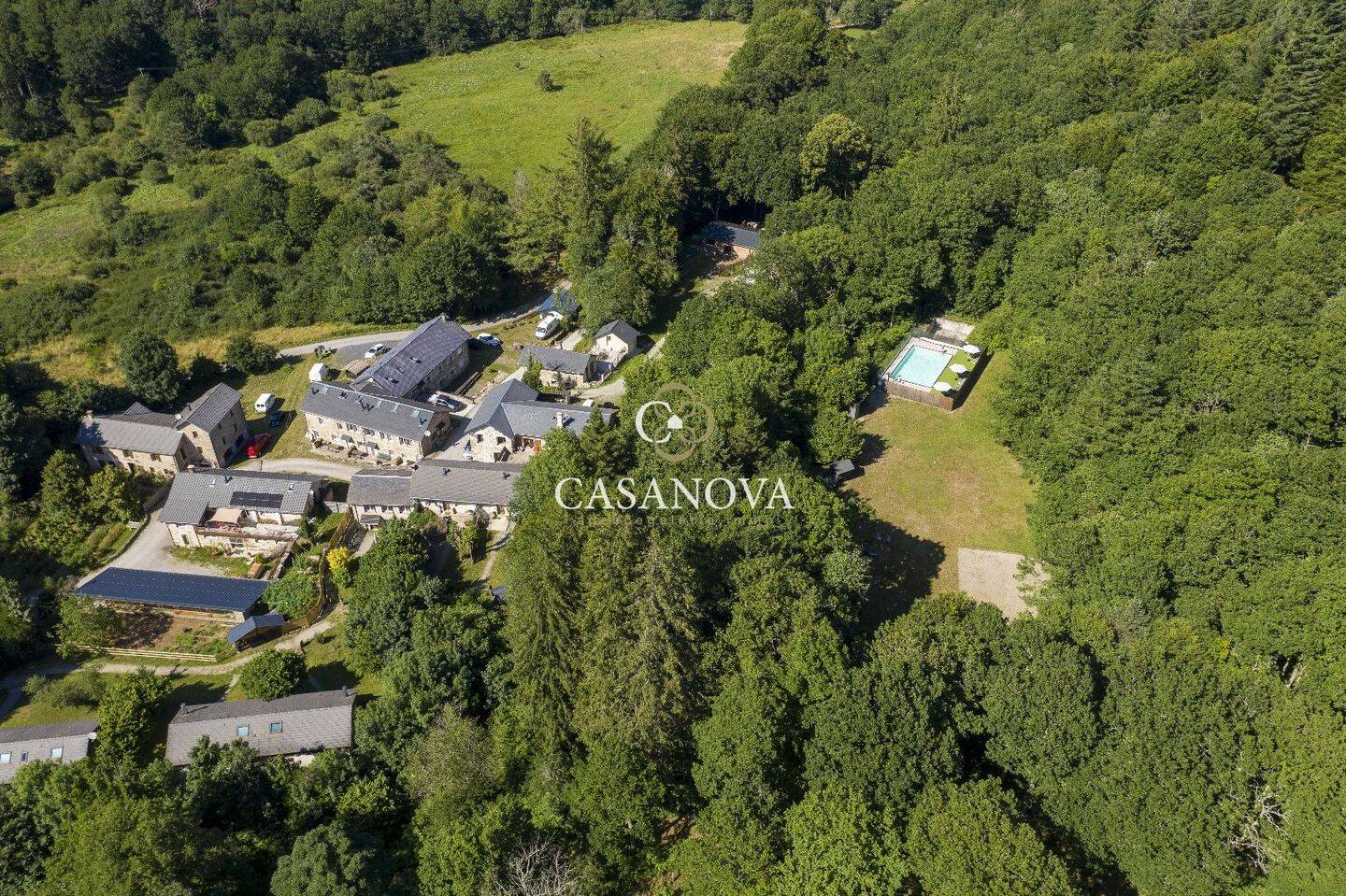 Maison à vendre, 480m², LA SALVETAT SUR AGOUT