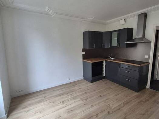 Appartement à vendre 180 000 € 3 pièces 2 chambres 37,82 m² 3ème étage Le Raincy 93340