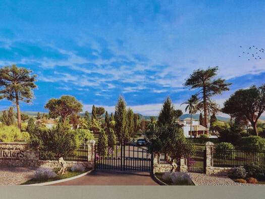 Terrain constructible viabilisé à vendre 480 000 € 2 000 m² de terrain La Cadiere d Azur 83740