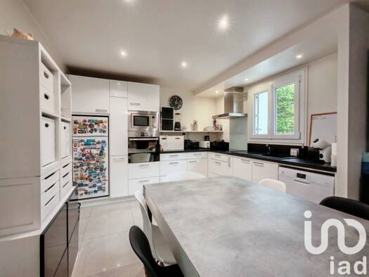 Maison à vendre 409 000 € 5 pièces 3 chambres 120 m² 301 m² de terrain Calmanovic Les Pavillons-sous-Bois 93320