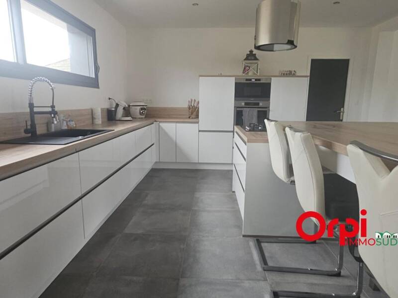 Maison à louer, 264m², WARLOY BAILLON