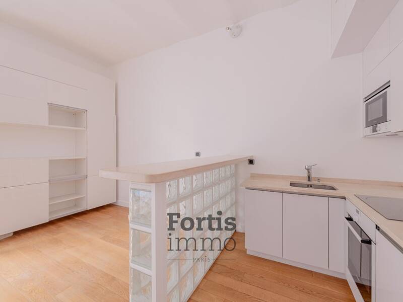 Maison à louer, 48m², PARIS 8E