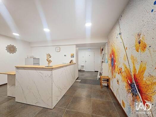 Boutique à vendre 395 000 € 160 m² de surface de vente Amancy 74800