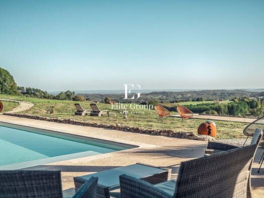 Maison à vendre 890 000 € 13 pièces 10 chambres 314 m² 14 600 m² de terrain Marcillac-Saint-Quentin 24200