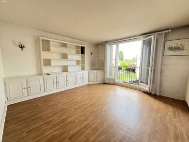 Appartement à vendre 170 000 € 3 pièces 2 chambres 68,8 m² Étage 1/3 Coubron 93470