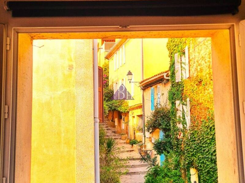 Maison à louer, 21m², BORMES LES MIMOSAS