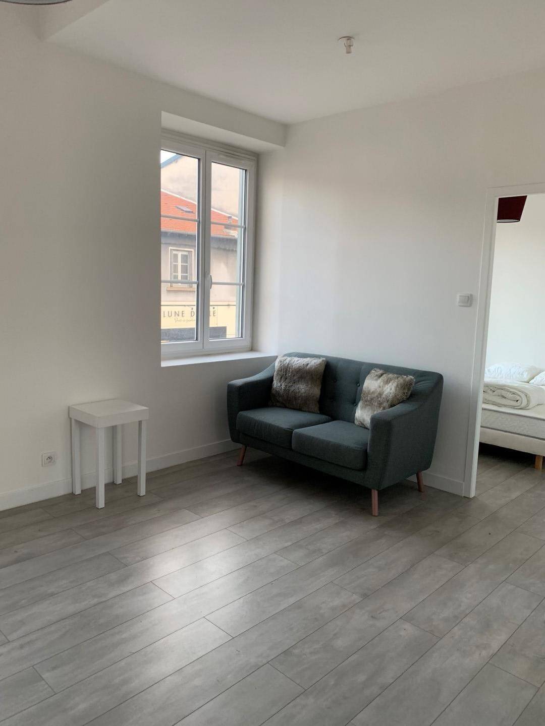 Maison à louer, 40m², TASSIN LA DEMI LUNE