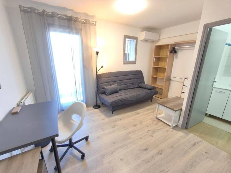 Maison à louer, 18m², NIMES