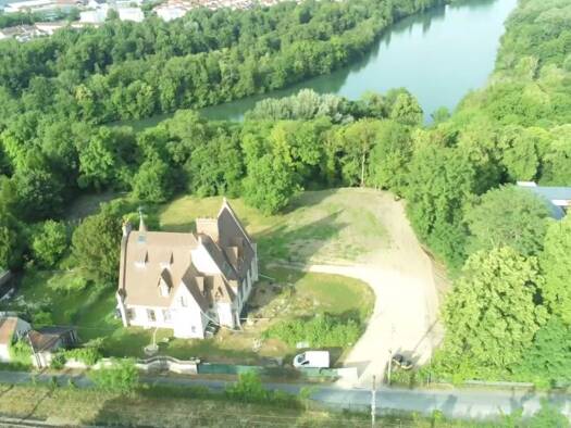 Terrain constructible à vendre 163 000 € 712 m² de terrain Moret-Loing-et-Orvanne 77250