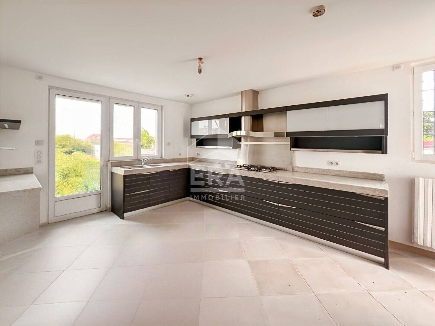 Maison à vendre, 142m², DAMMARIE LES LYS