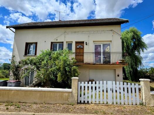 Maison à vendre 129 000 € 5 pièces 4 chambres 137 m² 977 m² de terrain Lœuilley 70100