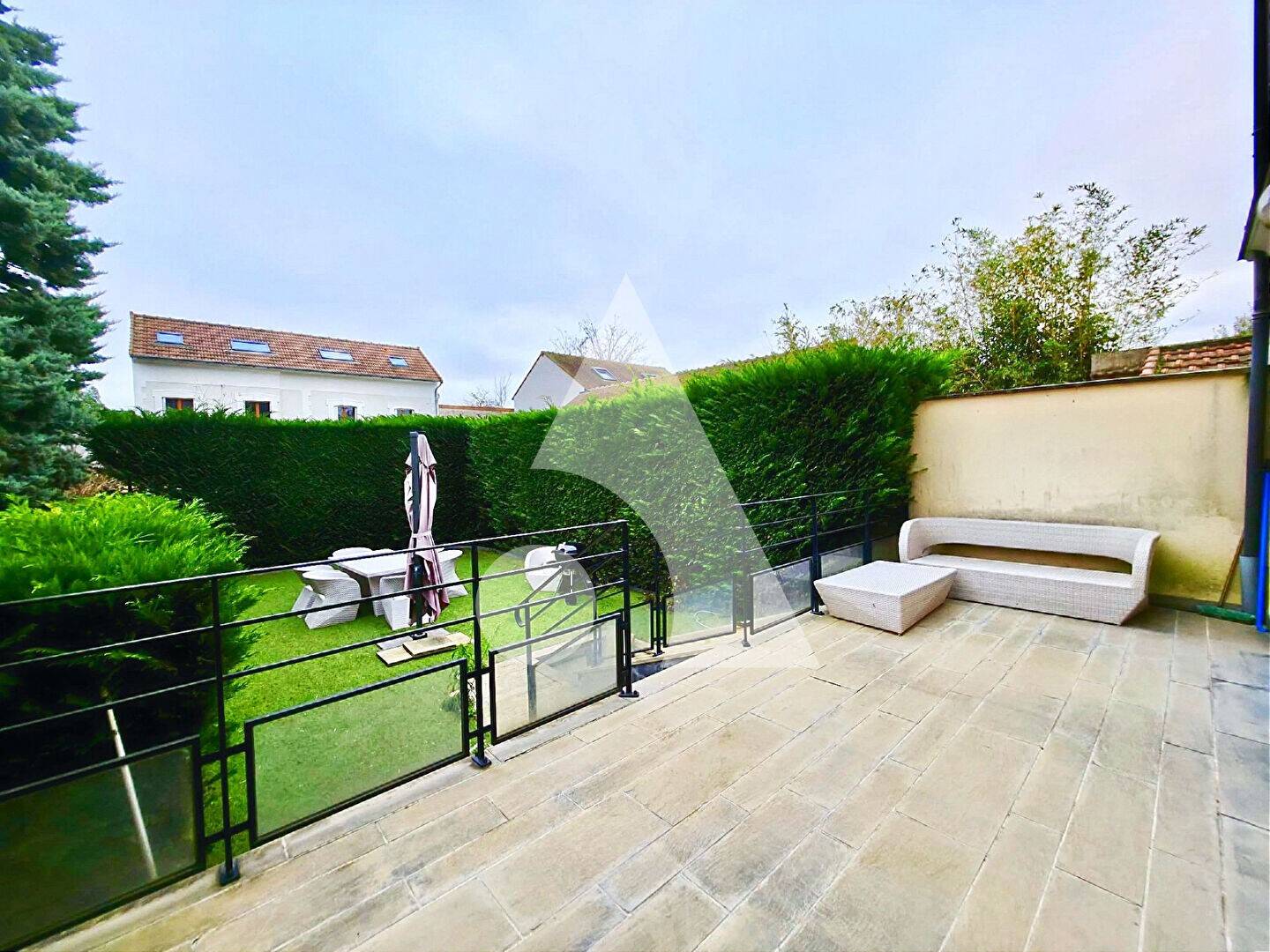 Maison à vendre, 150m², SAINT MAUR DES FOSSES