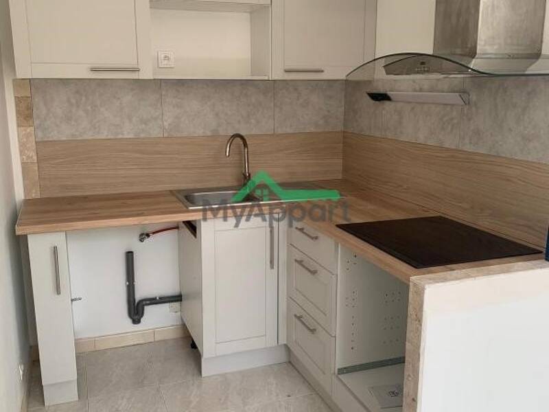 Maison à louer, 54m², MARSEILLE 6E