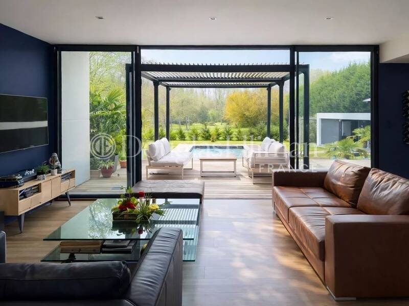 Maison à vendre, 186m², LEOGNAN