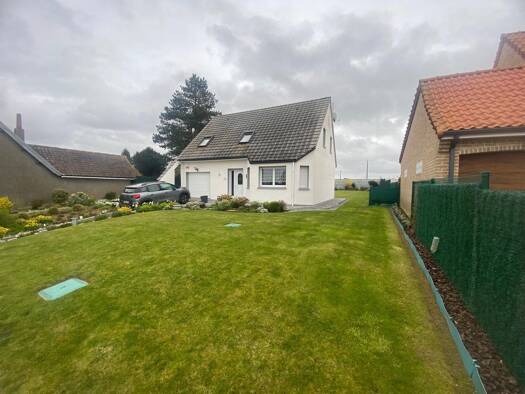 Maison à vendre 261 450 € 5 pièces 4 chambres 107 m² 810 m² de terrain Brêmes 62610