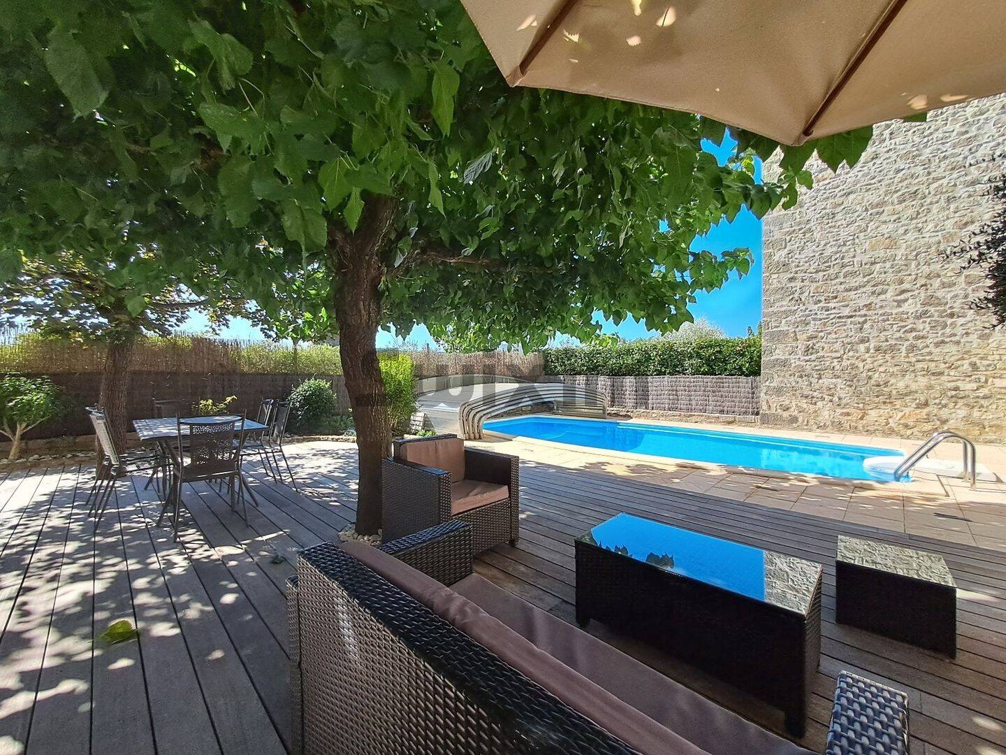 Maison à vendre, 228m², SAINT ANDRE DE CRUZIERES