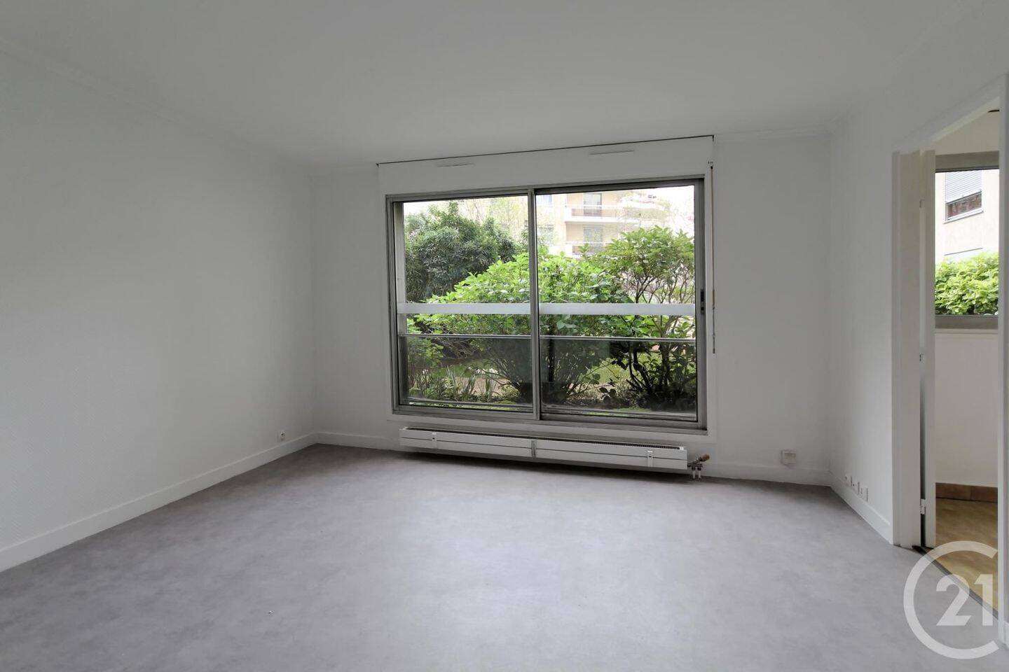 Maison à louer, 32m², COURBEVOIE