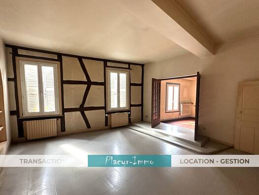 Immeuble à vendre 159 000 € 165 m² Bâgé-le-Châtel 01380