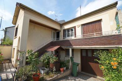 Maison à vendre 367 000 € 6 pièces 5 chambres 134 m² 318 m² de terrain Drancy 93700