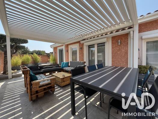 Maison de plain-pied à vendre 340 000 € 4 pièces 3 chambres 118 m² 406 m² de terrain Ouest Coursan 11110