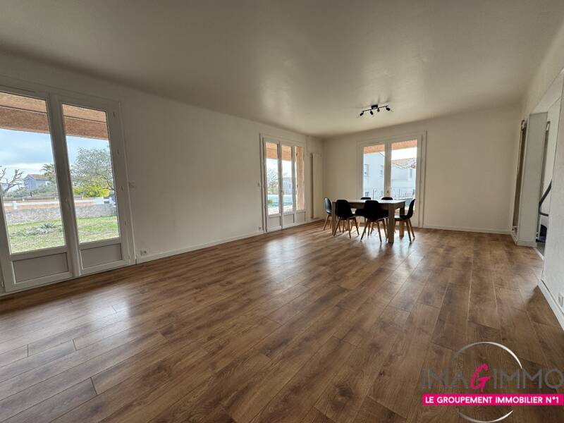 Maison à louer, 121m², SAINT JEAN DE VEDAS