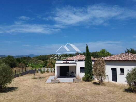 Maison de plain-pied à vendre 400 000 € 6 pièces 4 chambres 157,93 m² 2 161 m² de terrain Saint-Hilaire-de-Brethmas 30560