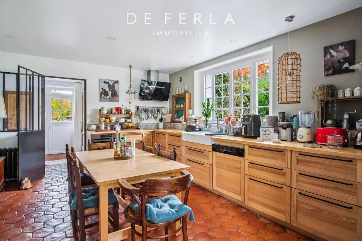 Maison à vendre, 260m², SABLONNIERES