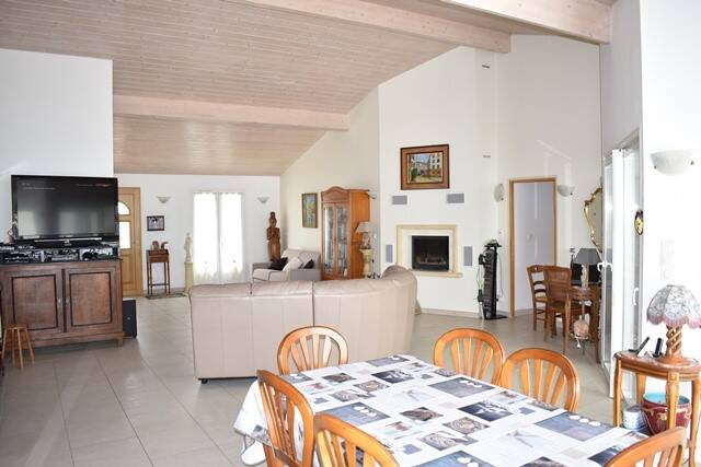 Maison à vendre, 180m², LA BREE LES BAINS