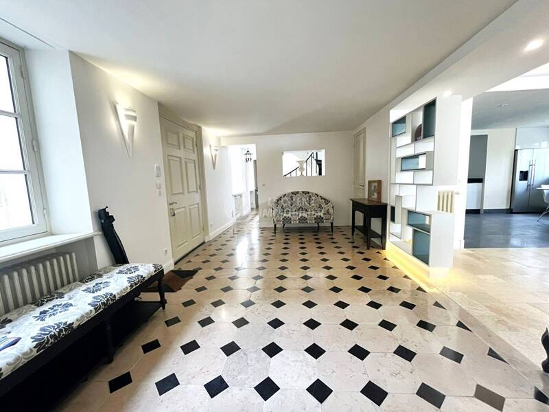 Maison à louer, 320m², LE CHESNAY