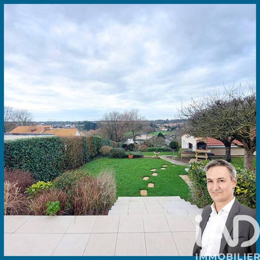 Maison à vendre, 131m², SAINT LAURENT SUR SEVRE